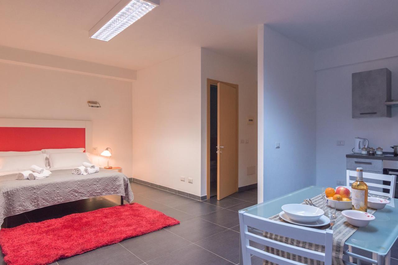 Delta Rooms Olbia Exterior foto
